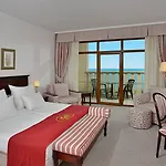 Marina Grand Hotel 4*