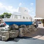 Marina Grand Hotel