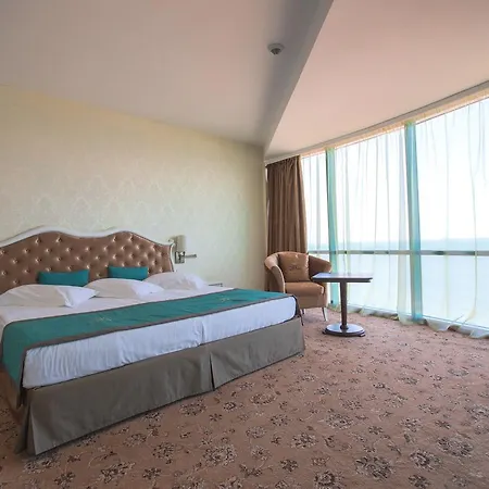 Marina Grand 4*