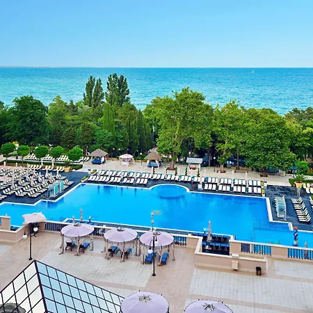 מלון Marina Grand 4*
