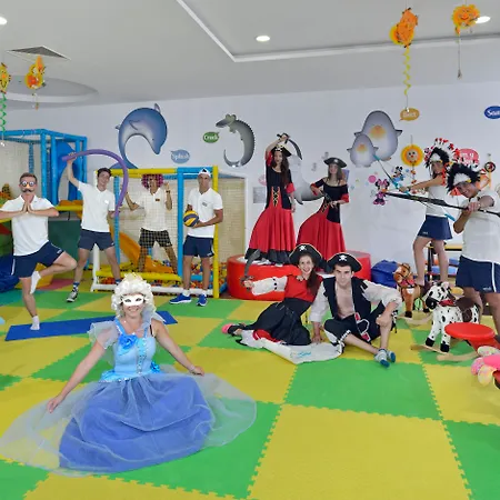 Marina Grand Szálloda 4*