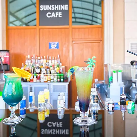 Marina Grand Hotel 4*