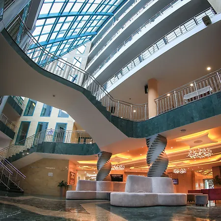 Marina Grand Szálloda 4*