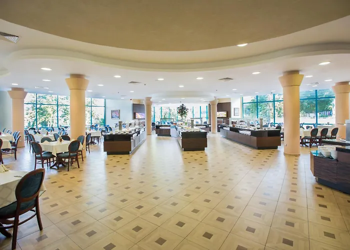 Marina Grand Szálloda