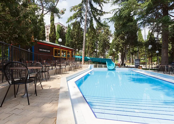 Szálloda Marina Grand 4*