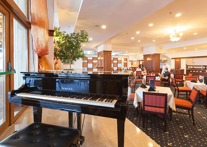 Hotel Marina Grand Golden Sands