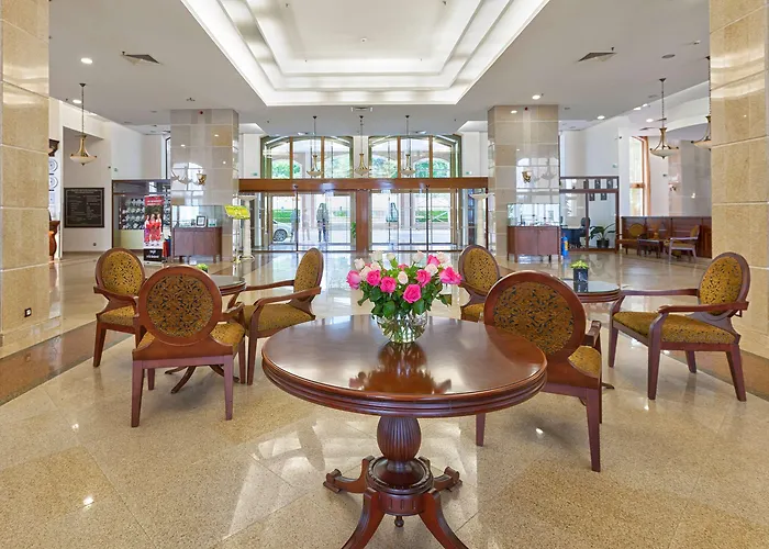 Hotel Marina Grand Golden Sands