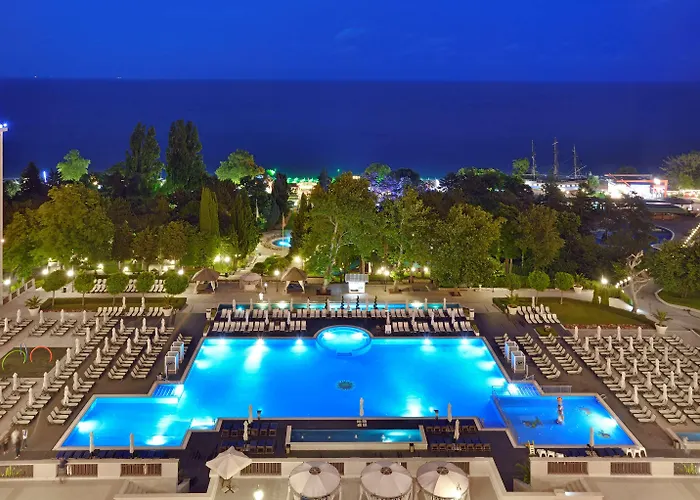 Marina Grand 4*
