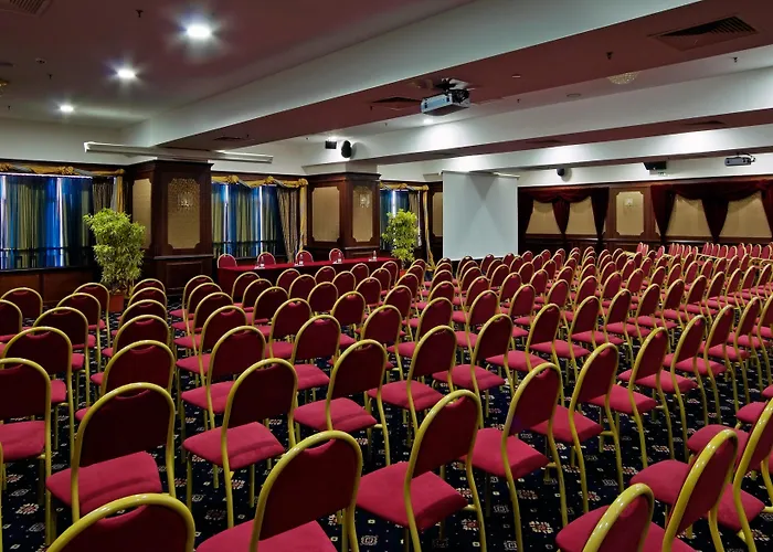 Marina Grand 4* Aranyhomok