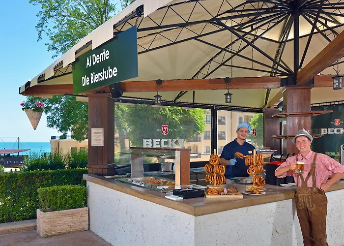 Marina Grand 4* Aranyhomok