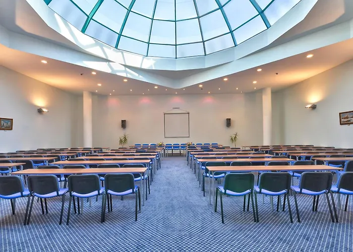 Hotel Marina Grand Golden Sands