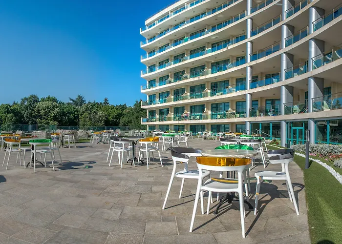 Marina Grand 4* Golden Sands