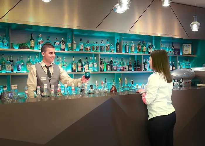 Marina Grand 4* Aranyhomok